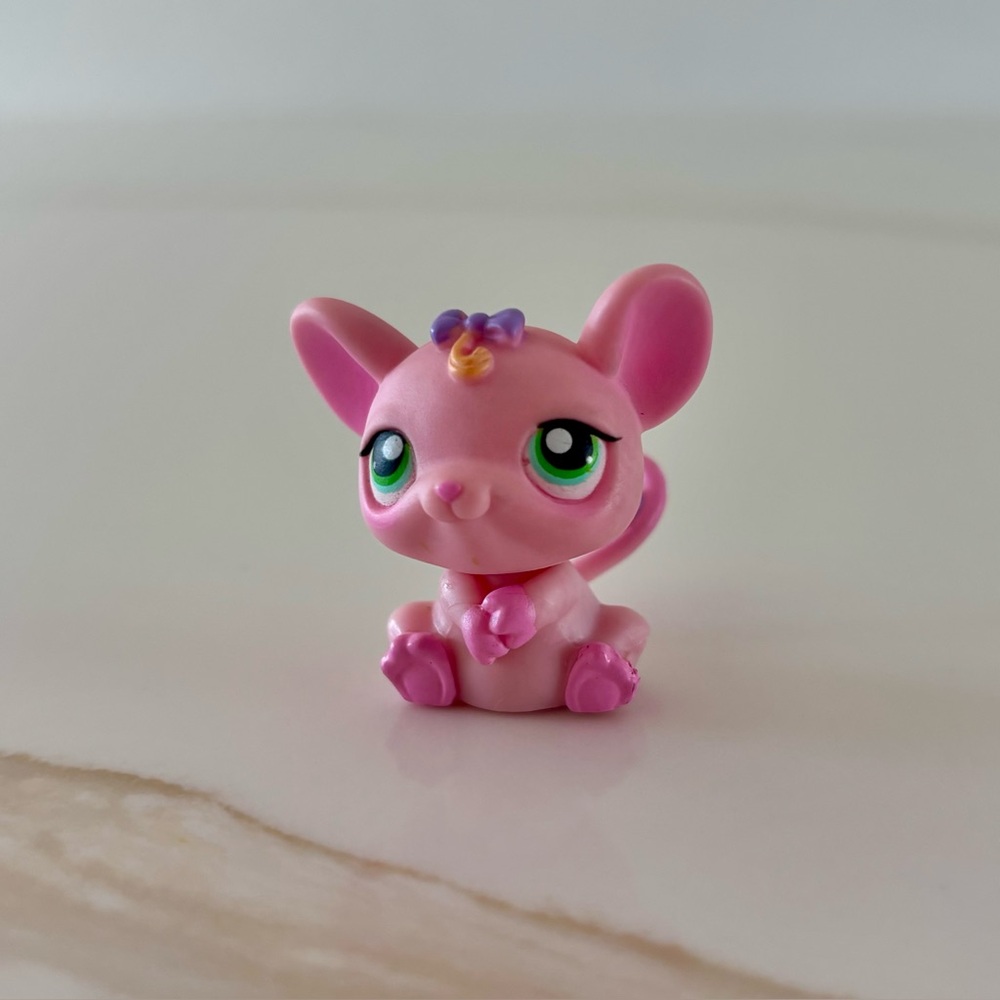 Littlest Pet Shop (LPS) Pink Mouse #303.